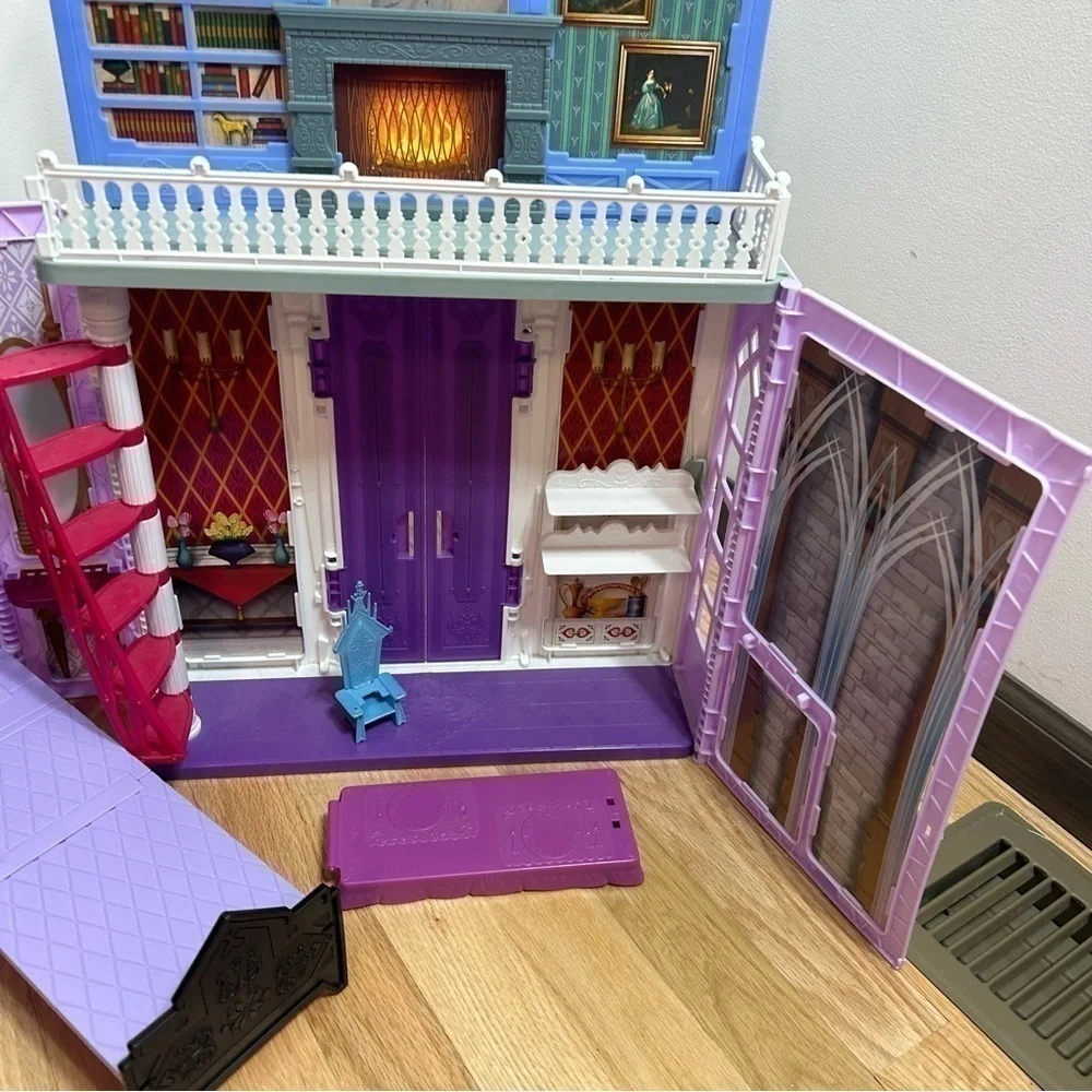 Disney Frozen Fold & Go Arendelle Castle Doll House Kids Toy Elsa Anna Blue